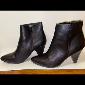 Size 10 Black Seven Dials High Heels